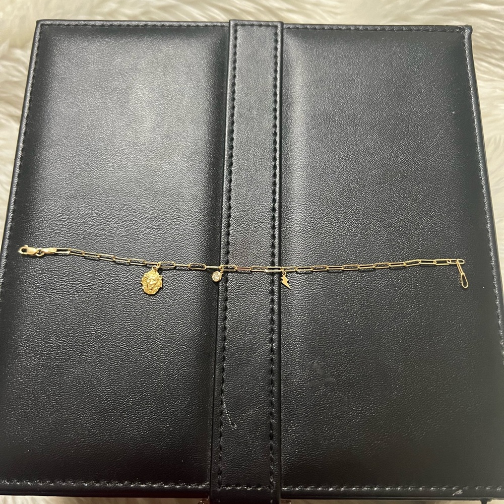 Solid 14K yellow gold Charm Bracelet